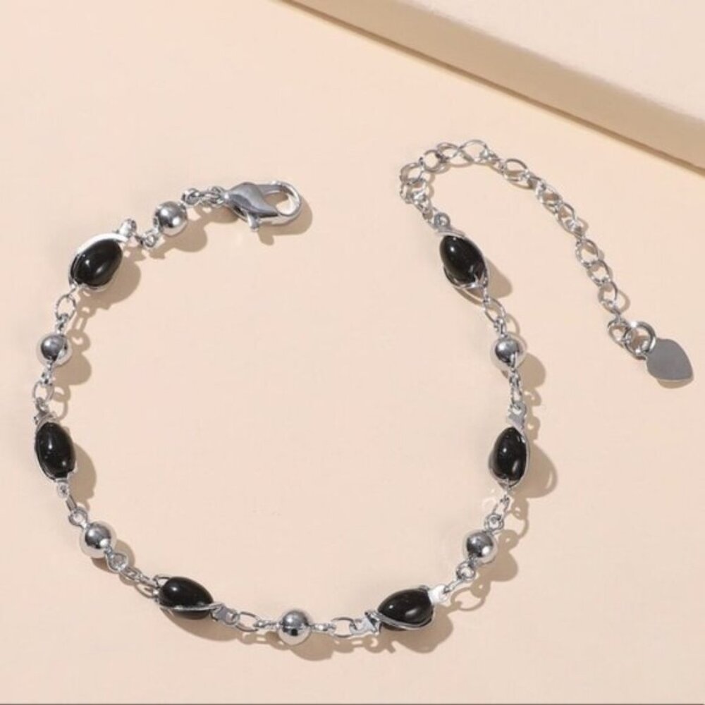 Sleek Silver and Black Bead Bracelet - Picture 1 of 5